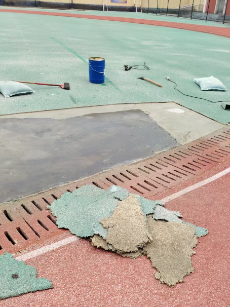 厦门球场翻新维修补、球场翻新修补改造